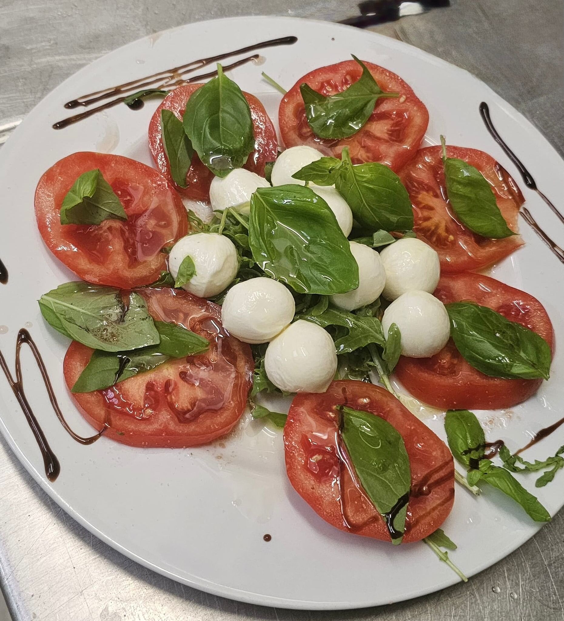 Caprese - Tomate mit Mozzarella